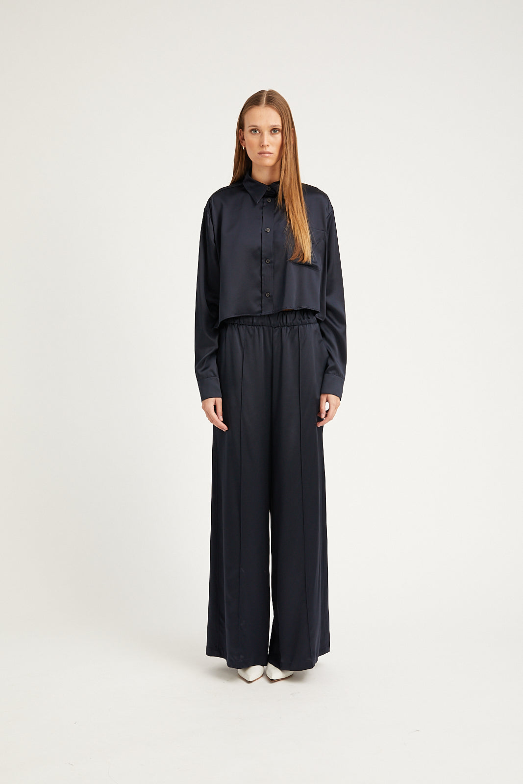 WIDE LEG PANT W/ PINTUCKS