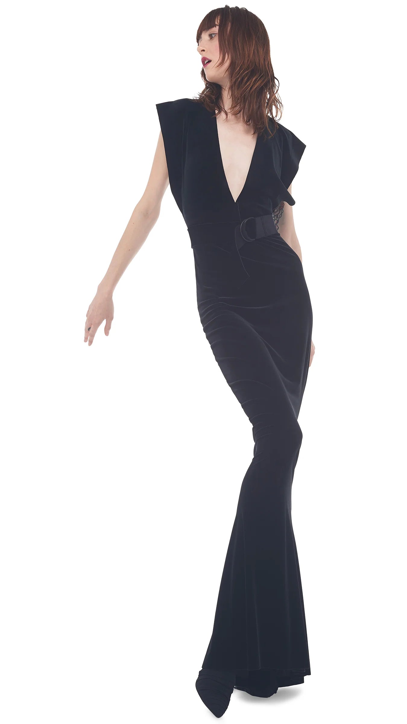 V NECK RECTANGLE GOWN