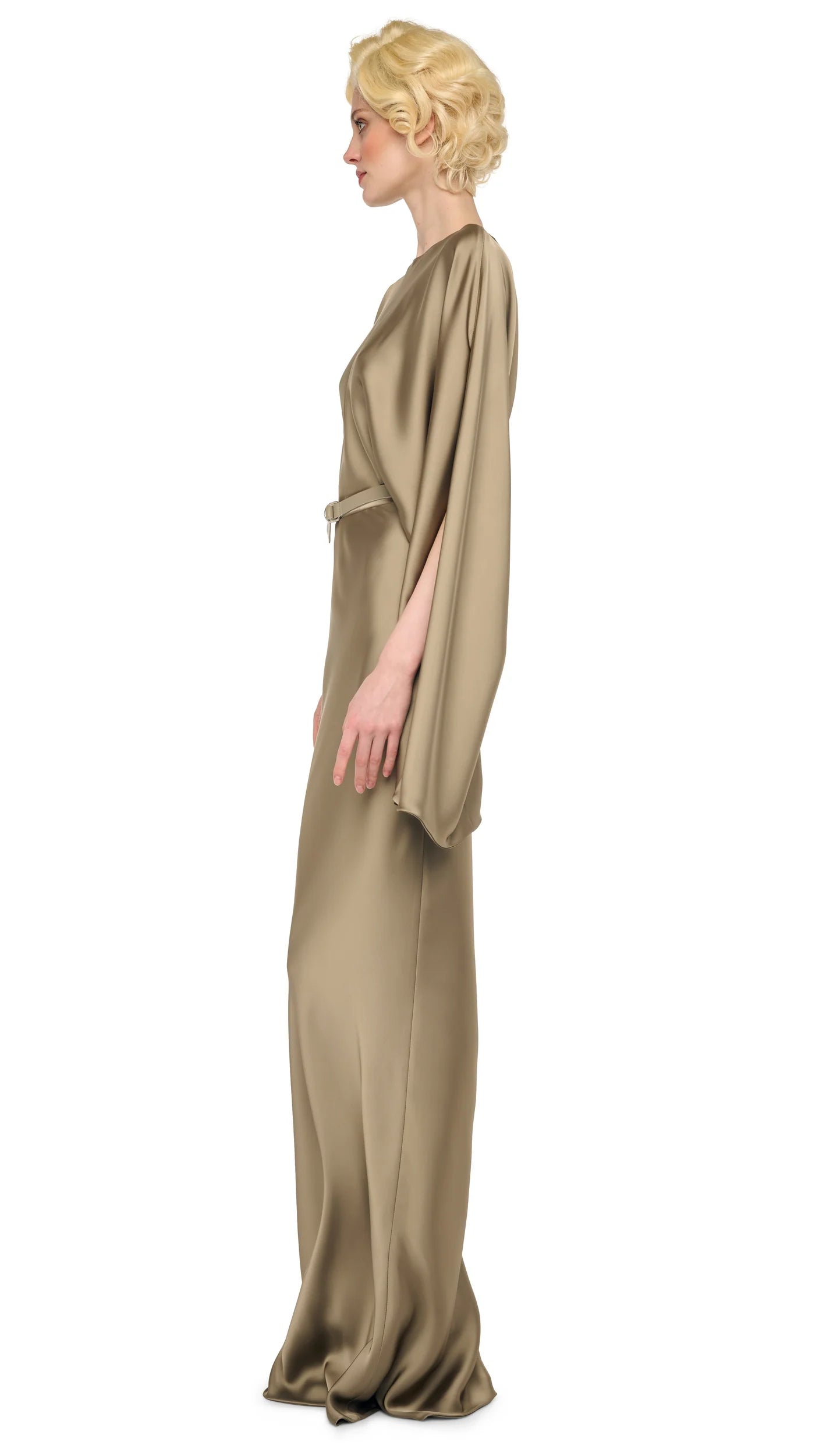 REVERSABLE OBIE GOWN/RIBBON SLEEVE