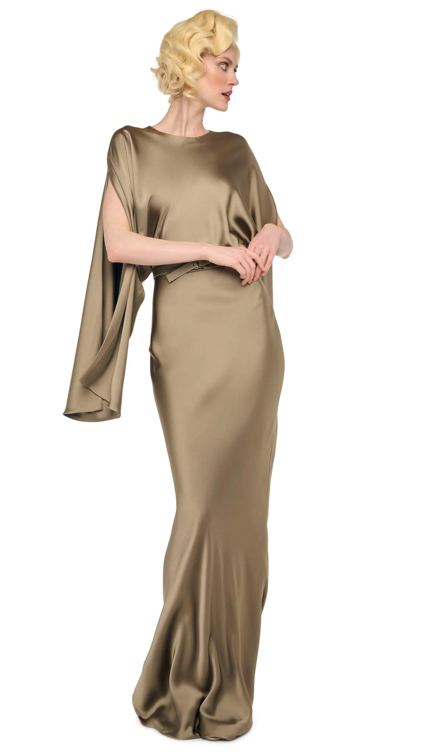 REVERSABLE OBIE GOWN/RIBBON SLEEVE