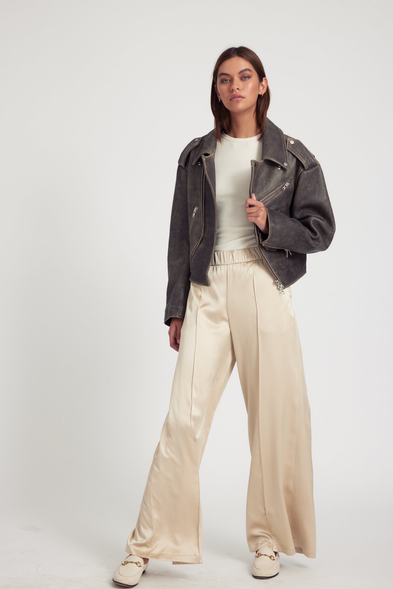 WIDE LEG PANT W/ PINTUCKS