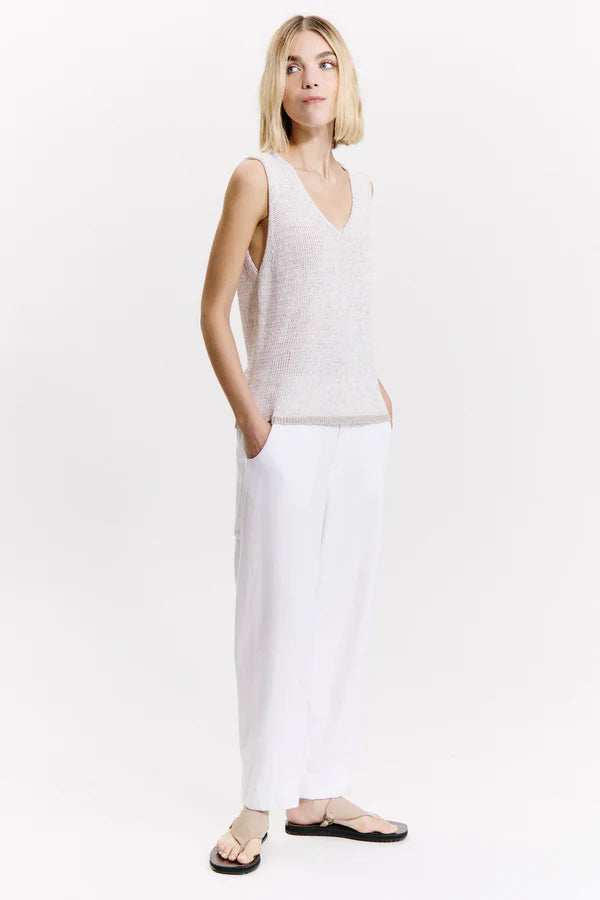 V-NECK TANK