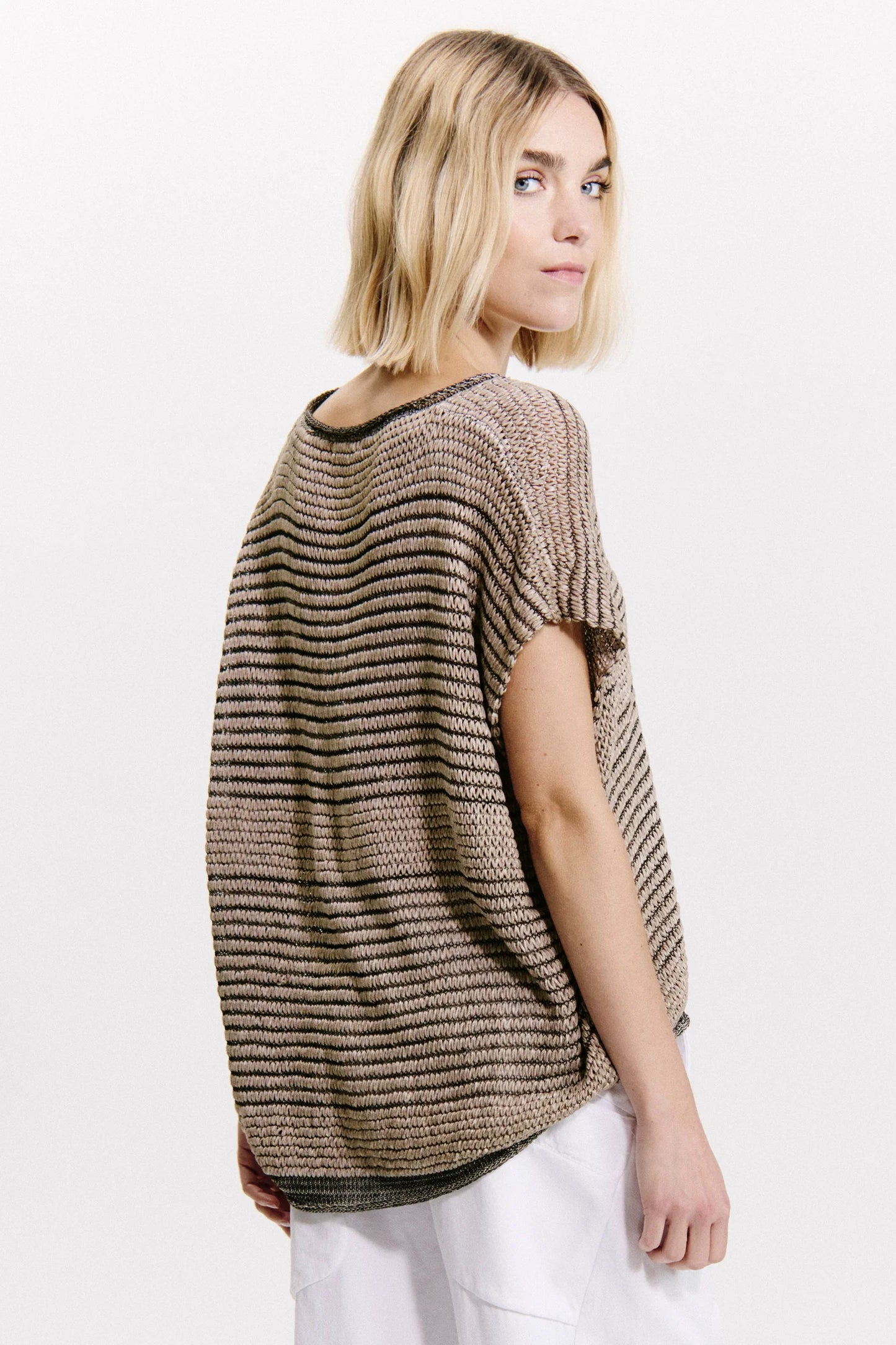 V-NECK JUMPER