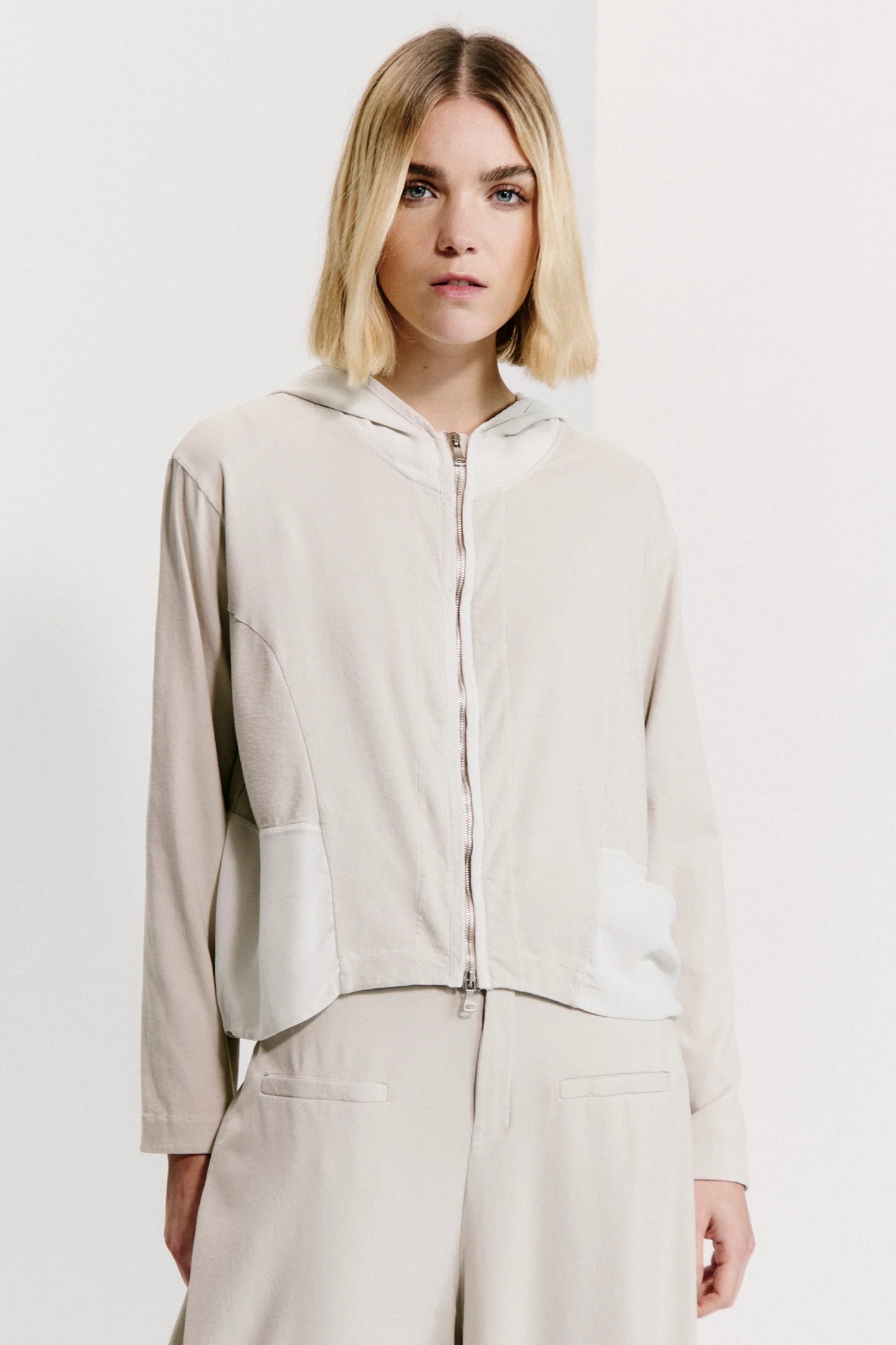 HOODIE JACKET
