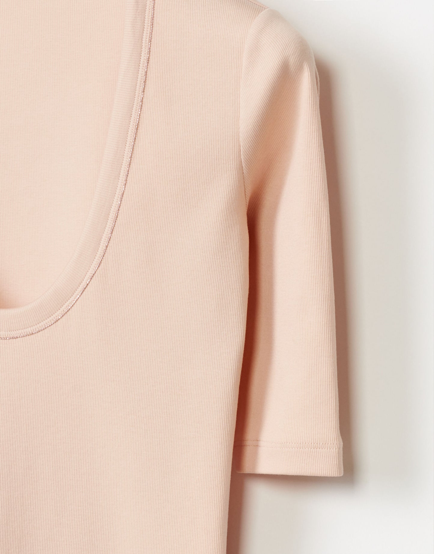 Scoop-neck Top