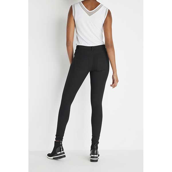 Stretch Denim Jean