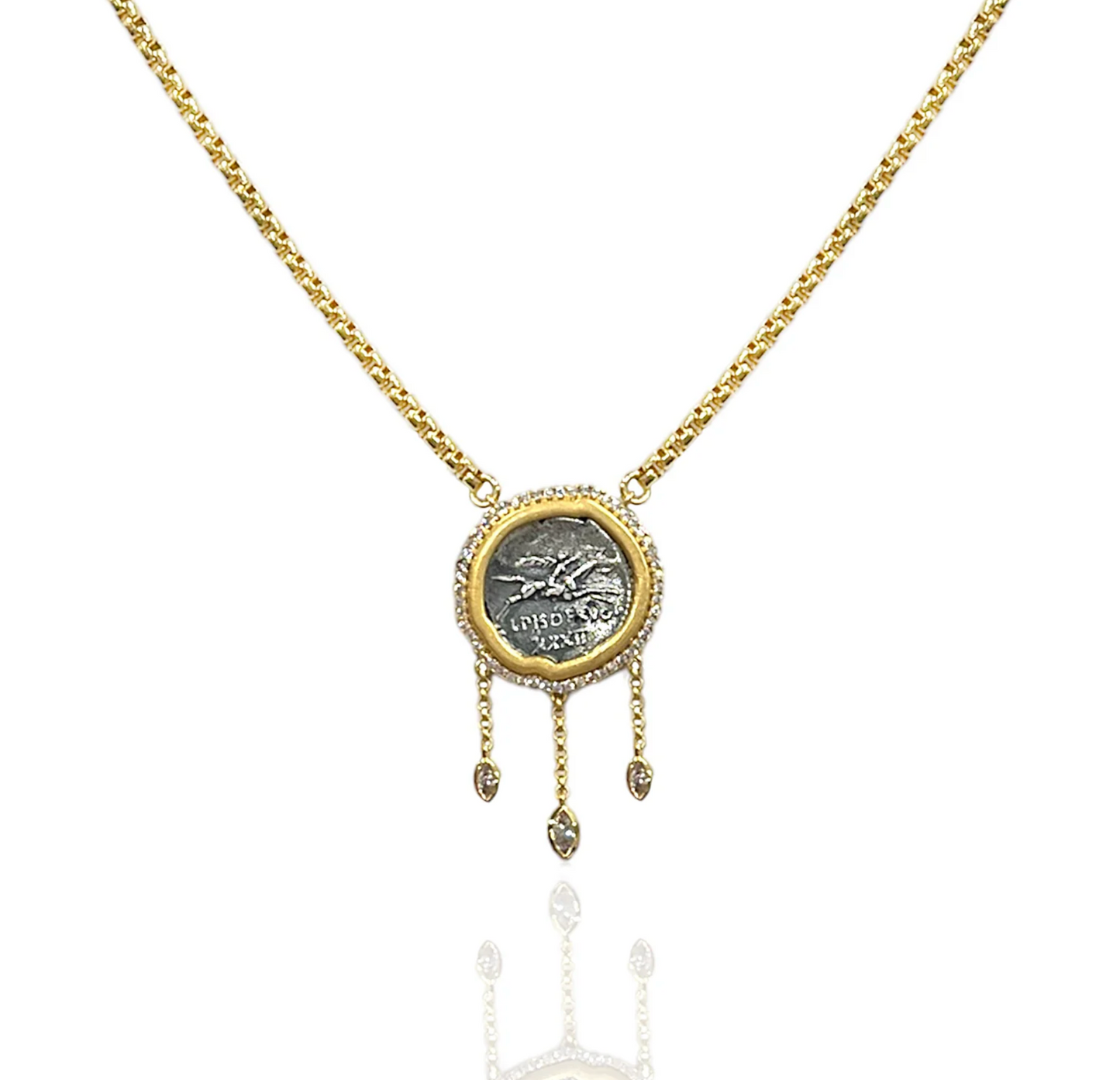 GOLD ARAS NECKLACE