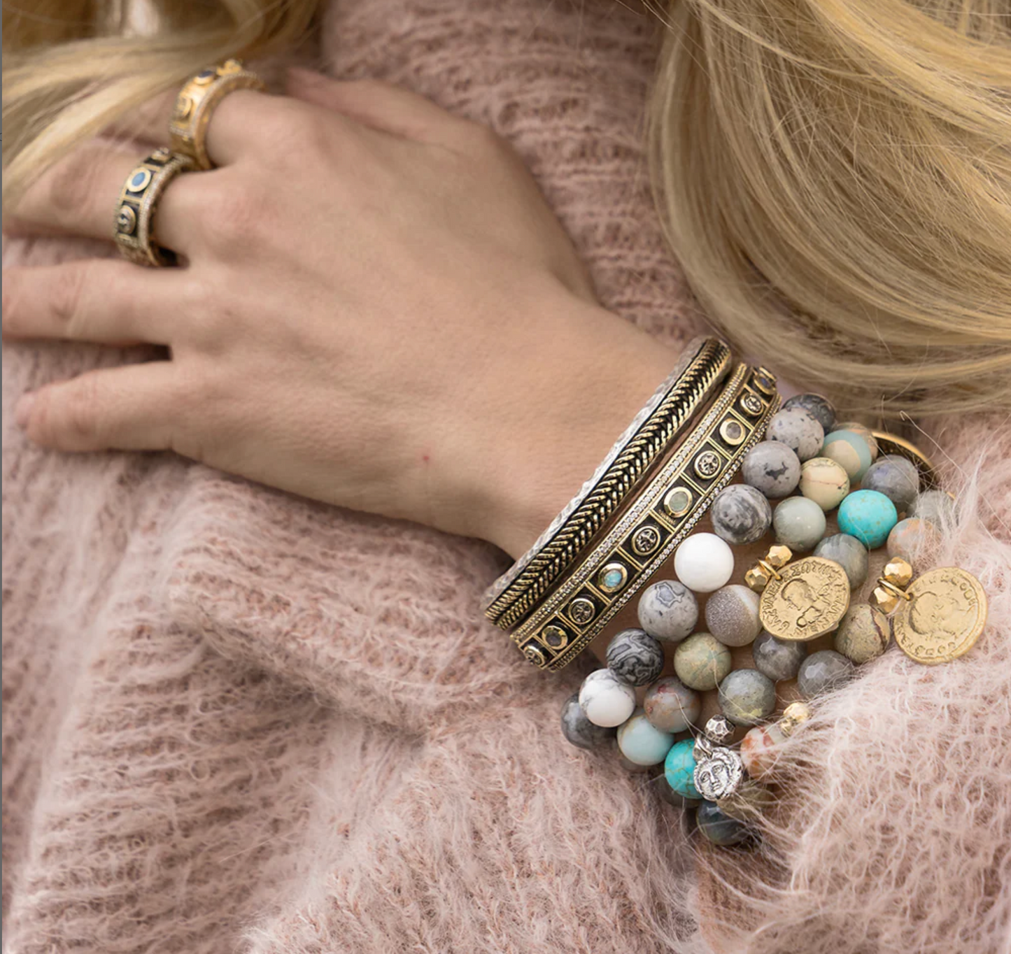GOLD BELA BANGLE
