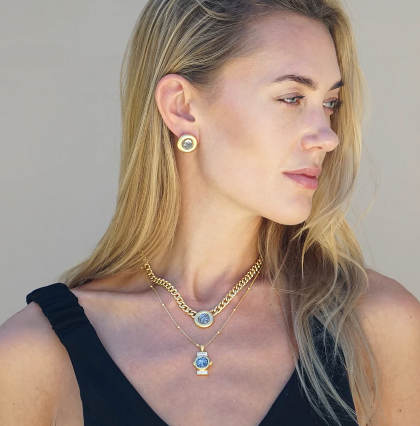 GOLD OLENA COIN NECKLACE