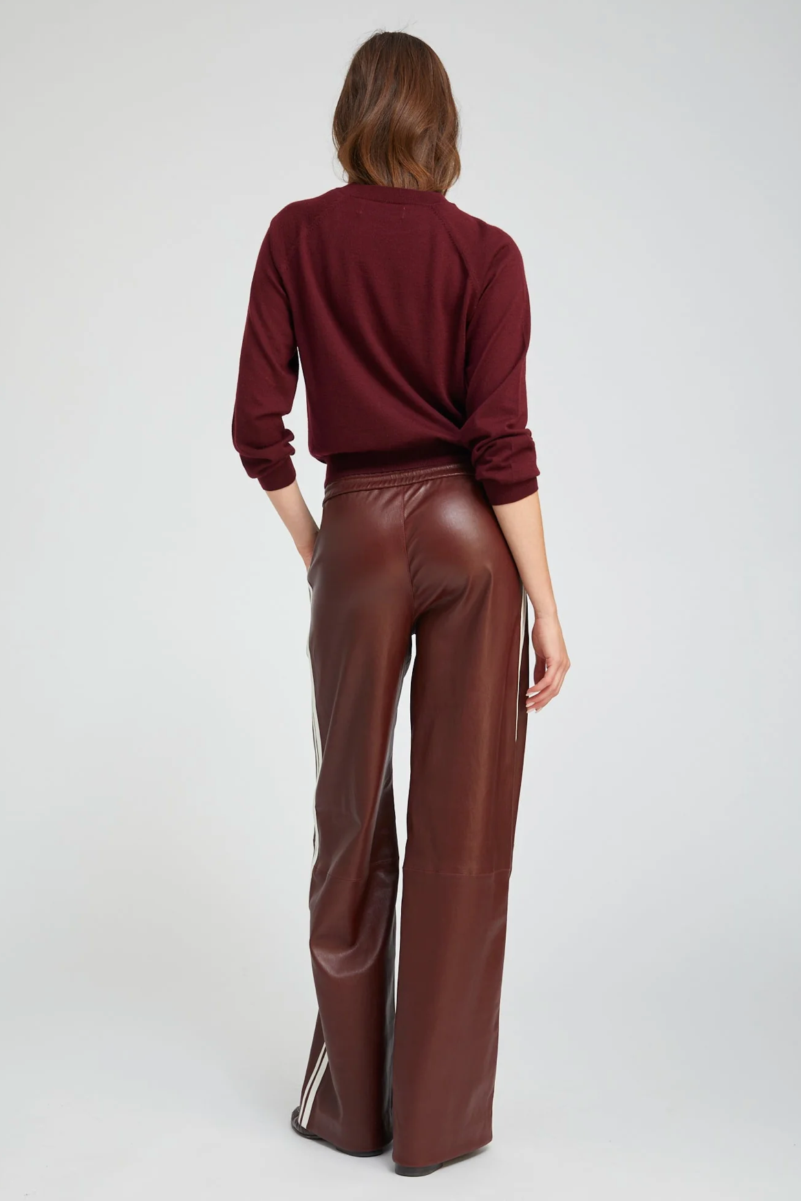 CASHMERE RAGLAN SWEATER