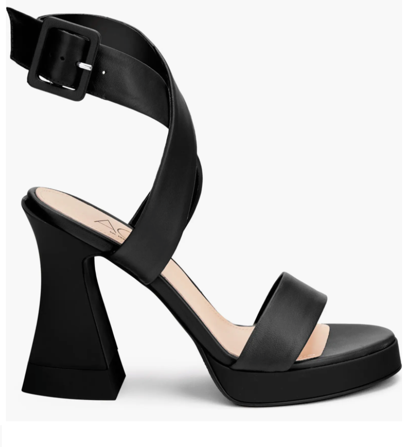 Janis Sandal