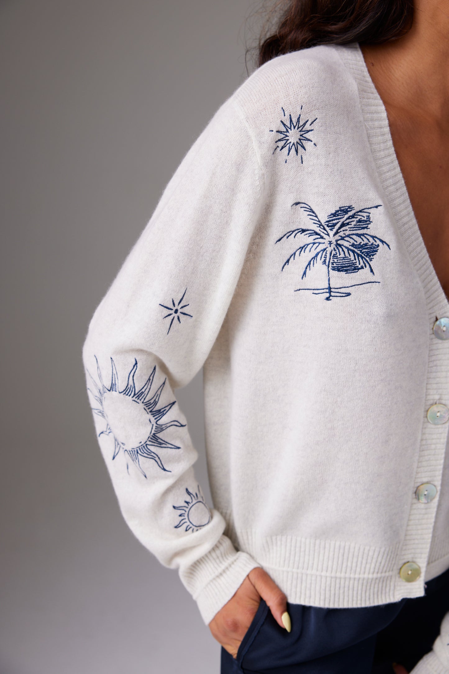 FLO TATTOO EMBROIDERED CARDI