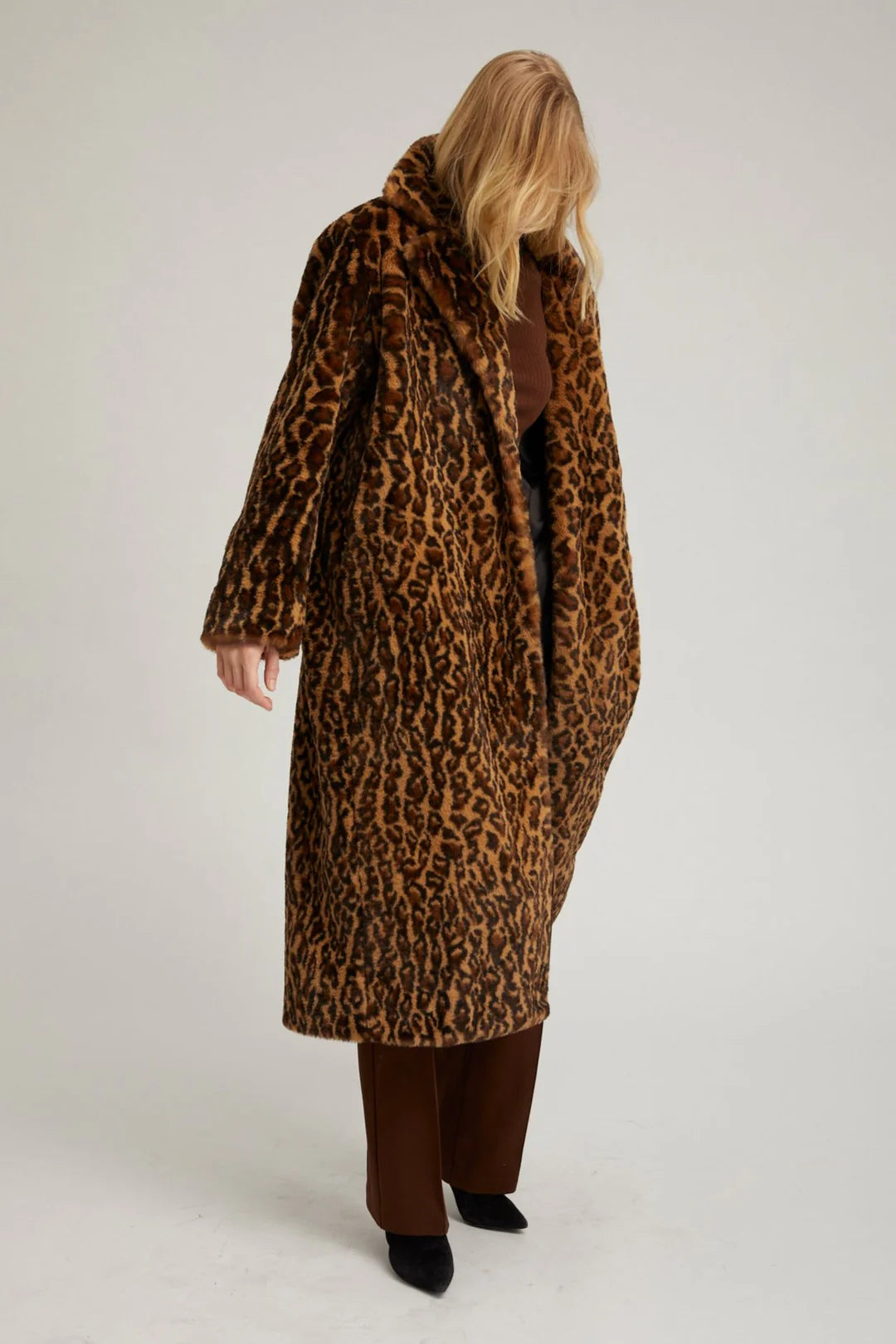 CLASSIC FAUX FUR COAT