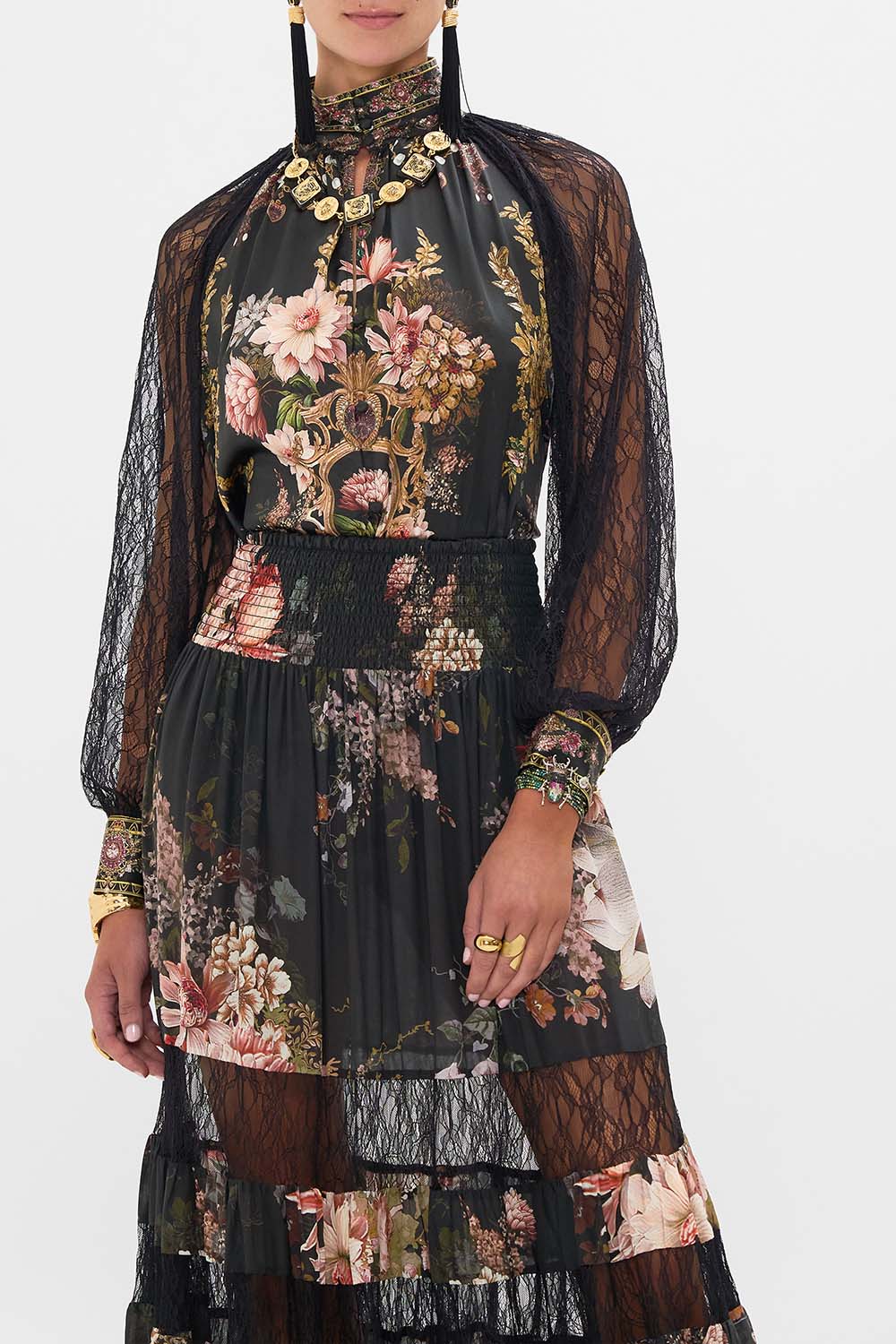 RAGLAN BUTTON UP SHIRT W LACE