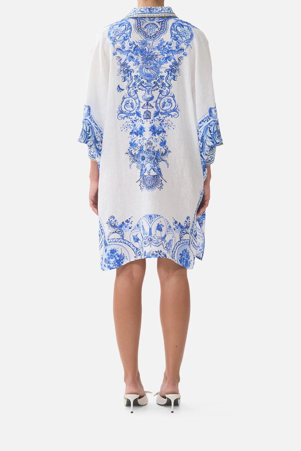 WIDE BODY COLLARED KAFTAN