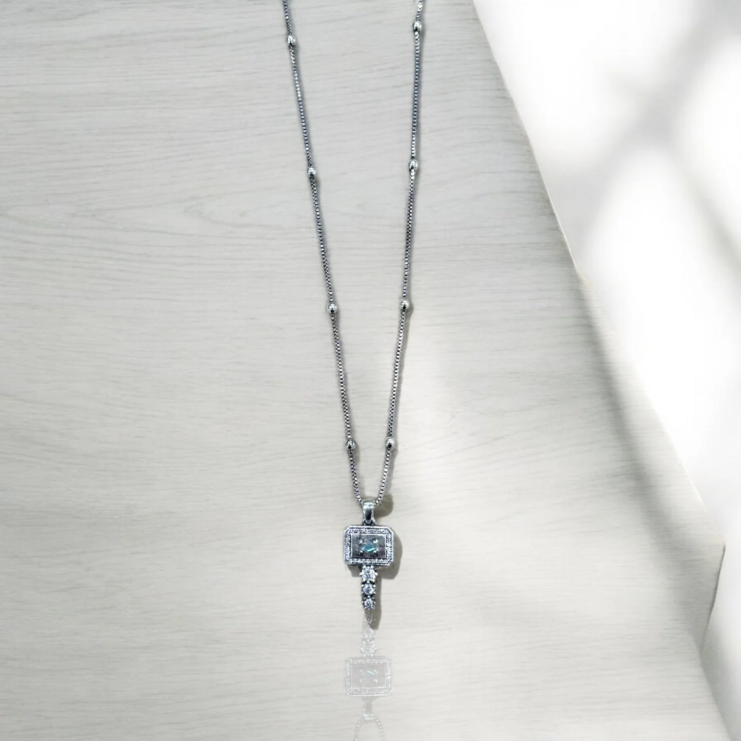 MINI DALIA NECKLACE