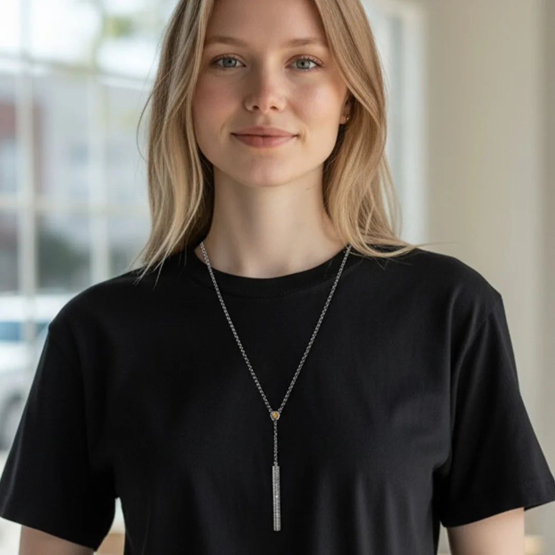 COLETTE HAMMERED LARIAT NECKLACE