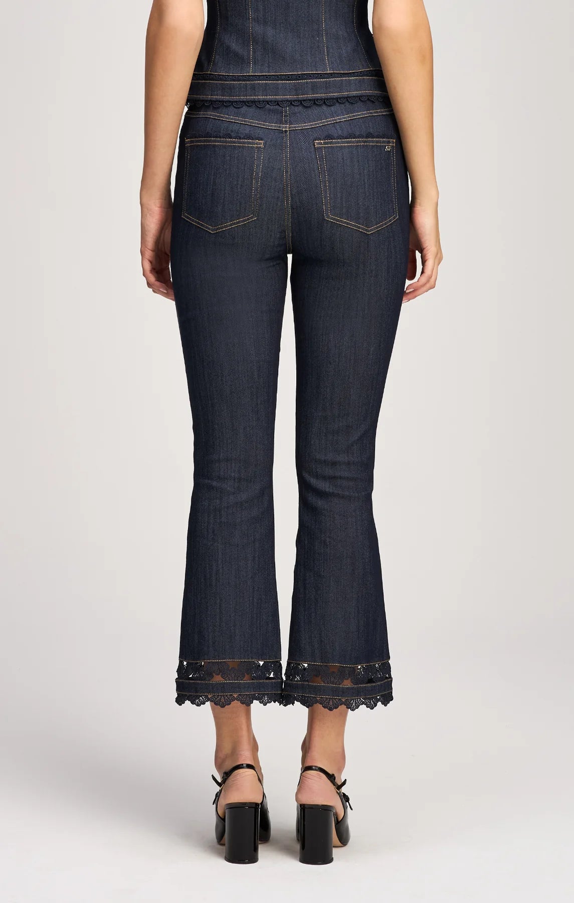GULPURE LACE CROPPED STEVIE JEANS