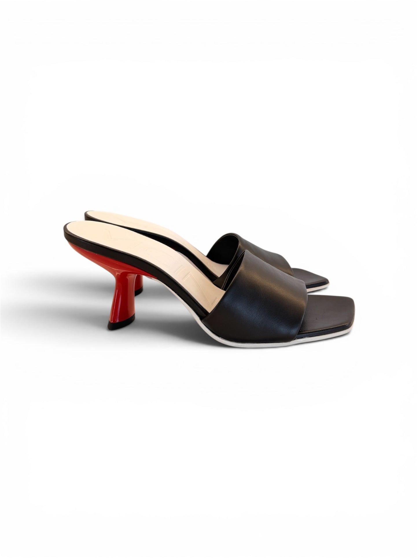 L'AVENUE SANDAL