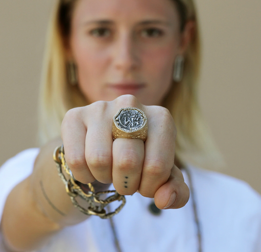 GOLD COIN RING